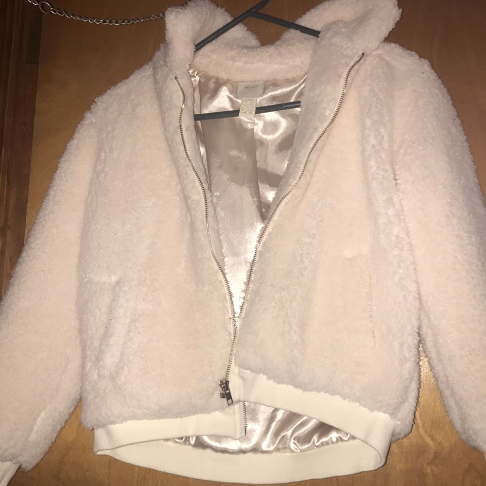 White forever 21 furry jacket